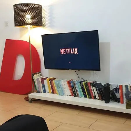 Apartment Lina's & Pool - Breakbooking Cy *