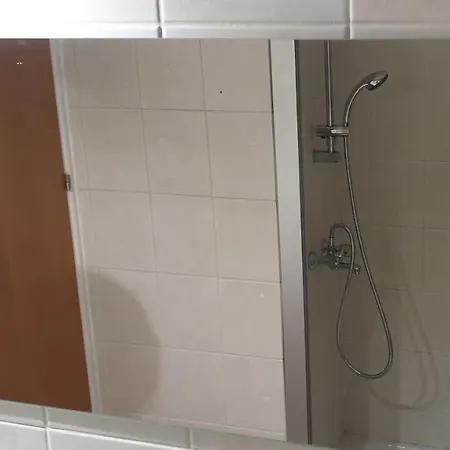 Appartement Lina's & Pool - Breakbooking Cy *