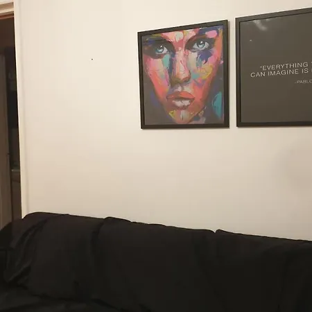 Lina's & Pool - Breakbooking Cy Laxia