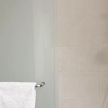 Lina's & Pool - Breakbooking Cy * Laxia