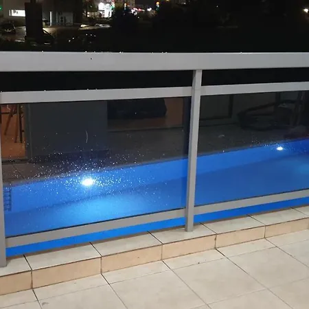 Apartament Lina's & Pool - Breakbooking Cy