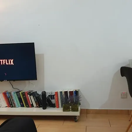 Lina's & Pool - Breakbooking Cy *