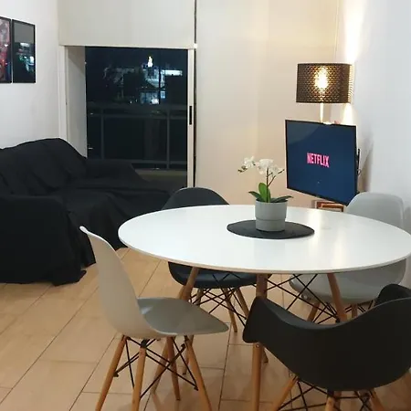 Appartement Lina's & Pool - Breakbooking Cy