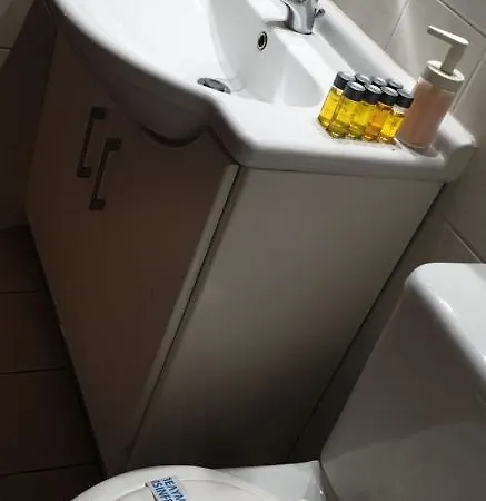 Lina's & Pool - Breakbooking Cy Apartament *