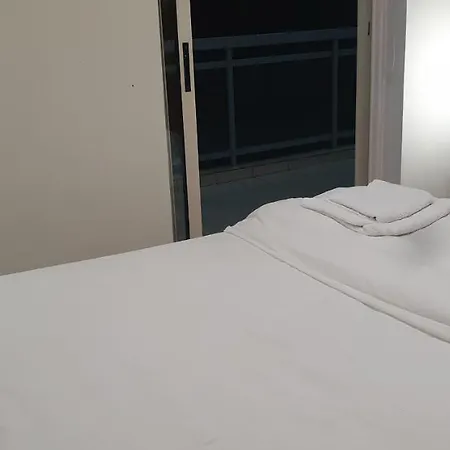 Lina's & Pool - Breakbooking Cy Apartament Laxia